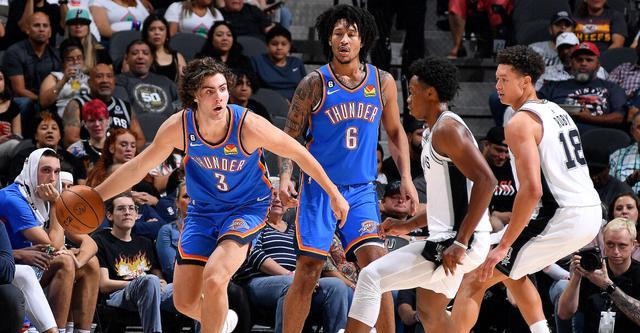 这不禁让人 这不禁让人